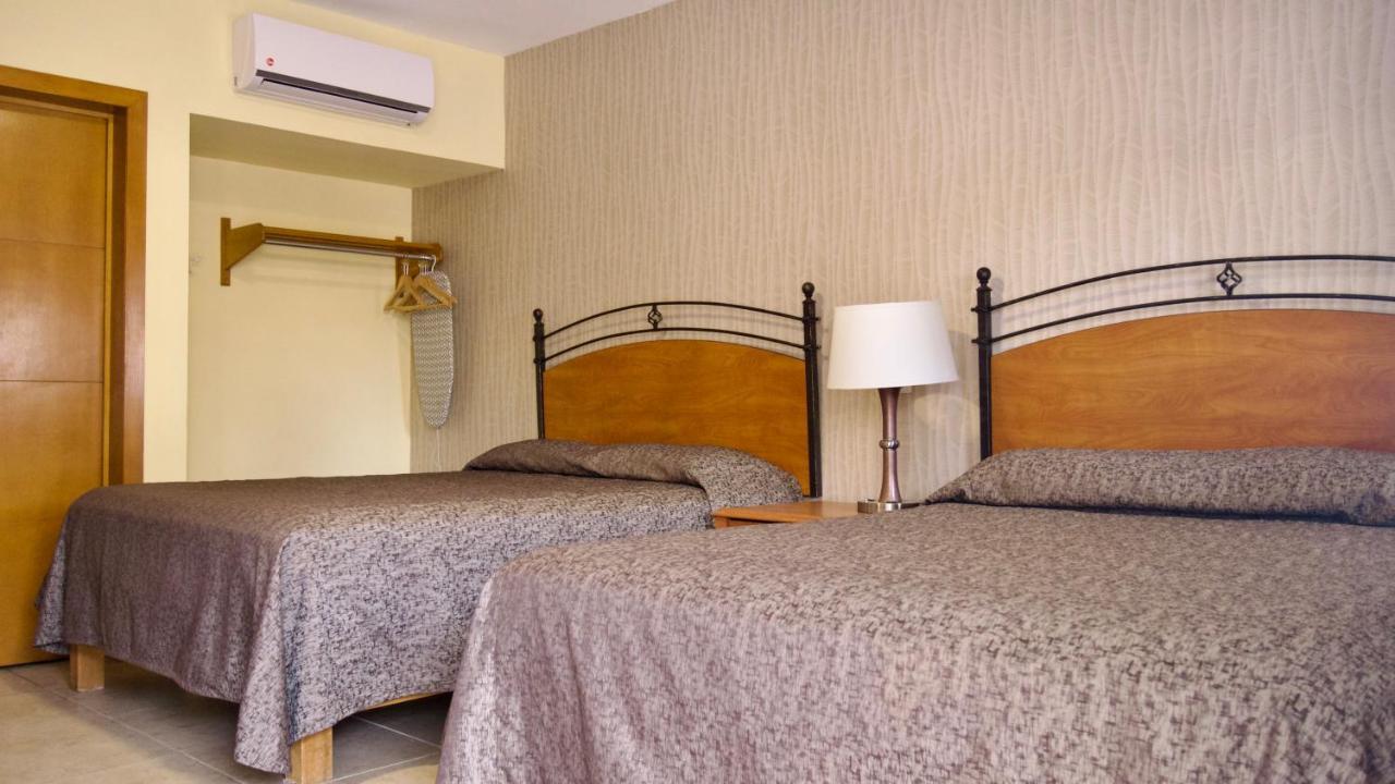 Hotel Posada Del Desierto Heroica Caborca Habitación foto